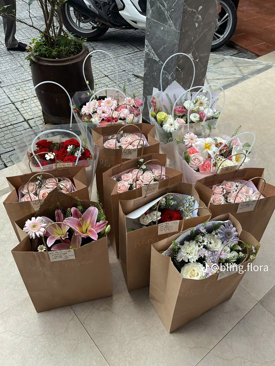 TÚI GIẤY ĐỰNG HOA TƯƠI